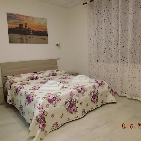 فندق مبيت وإفطار Divino 3*