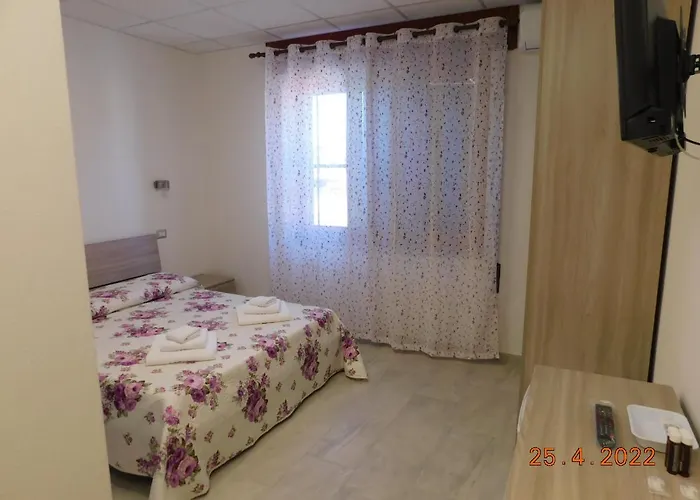 Divino فندق مبيت وإفطار 3*