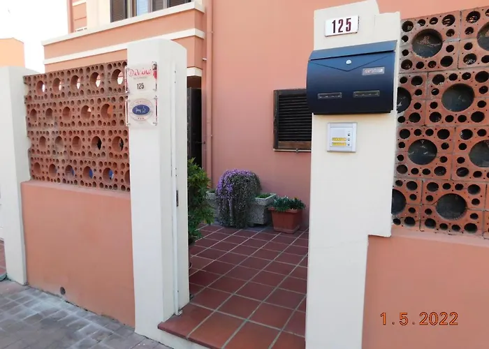 فندق مبيت وإفطار Divino Càbras