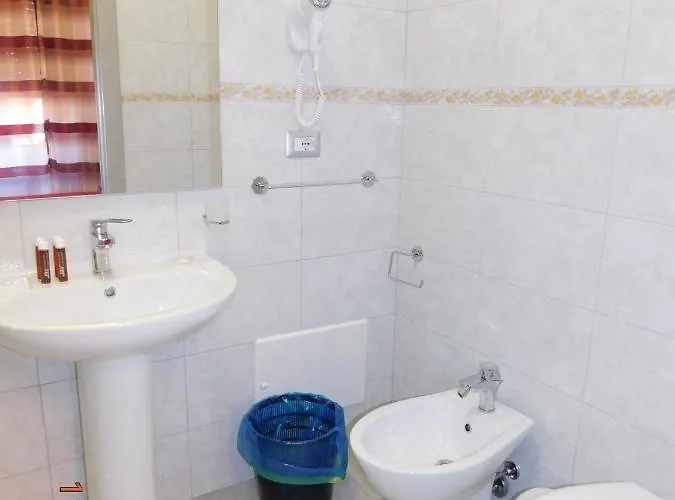 Divino فندق مبيت وإفطار 3*